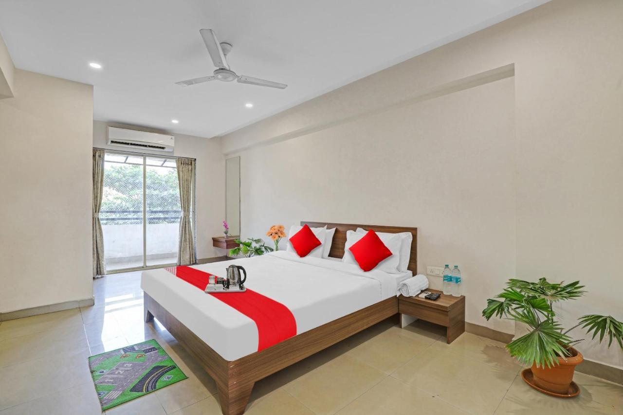 Oyo Flagship Hotel Residency Силвасса Экстерьер фото